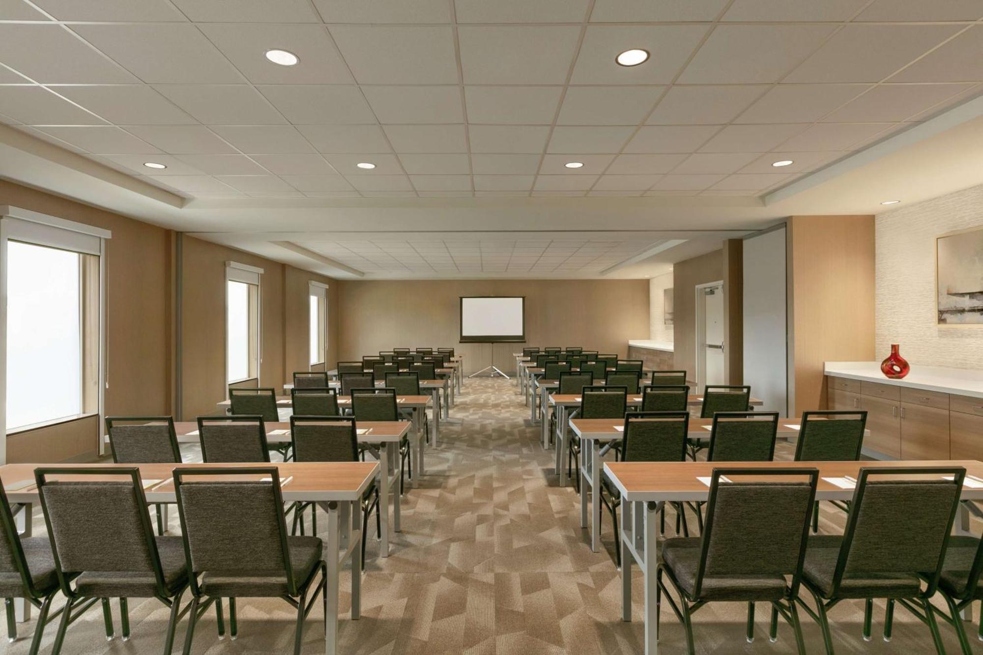 Home2 Suites By Hilton Chantilly Dulles Airport Dış mekan fotoğraf